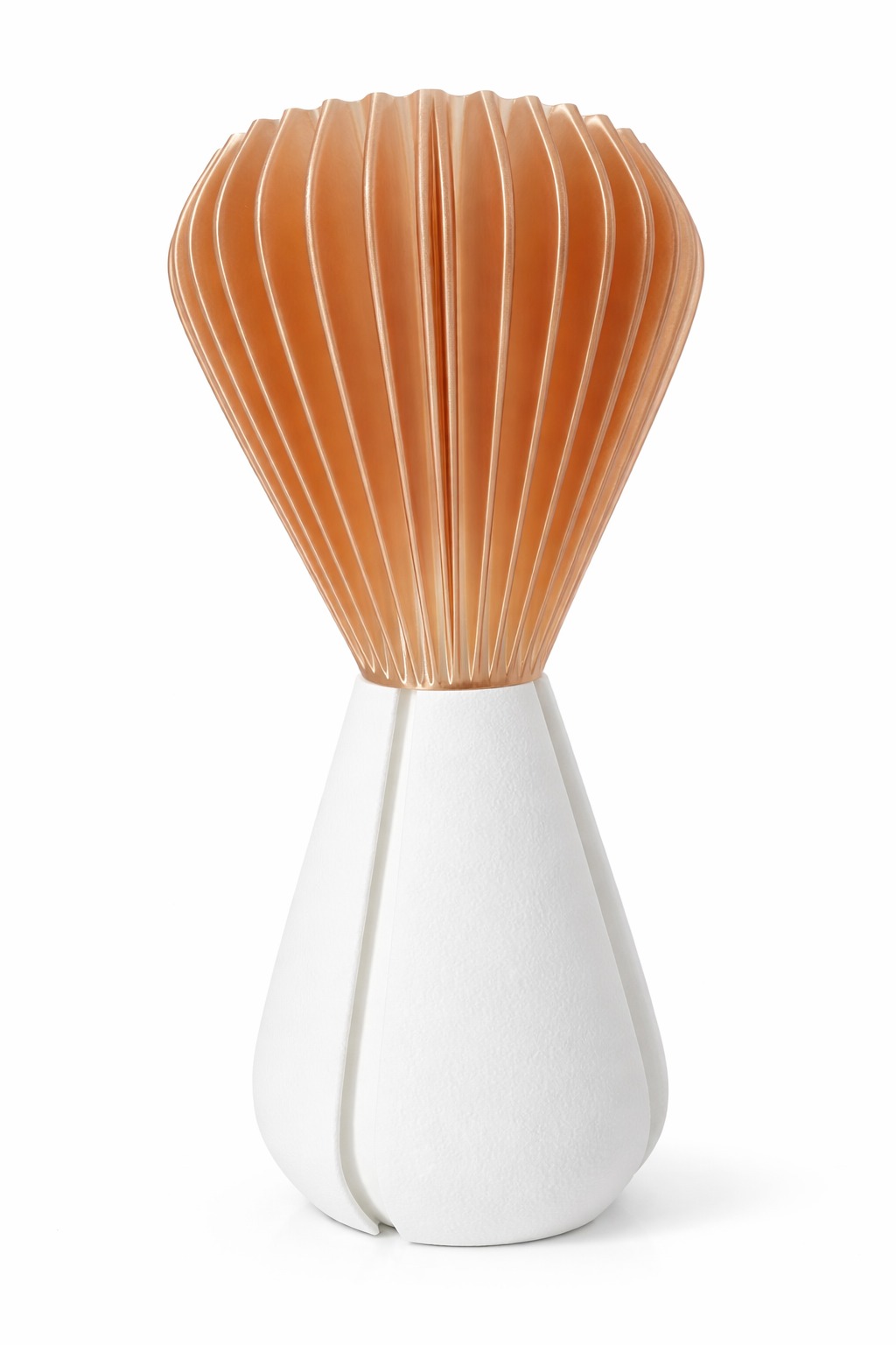 Sakumi lamp smooth finish on a white background